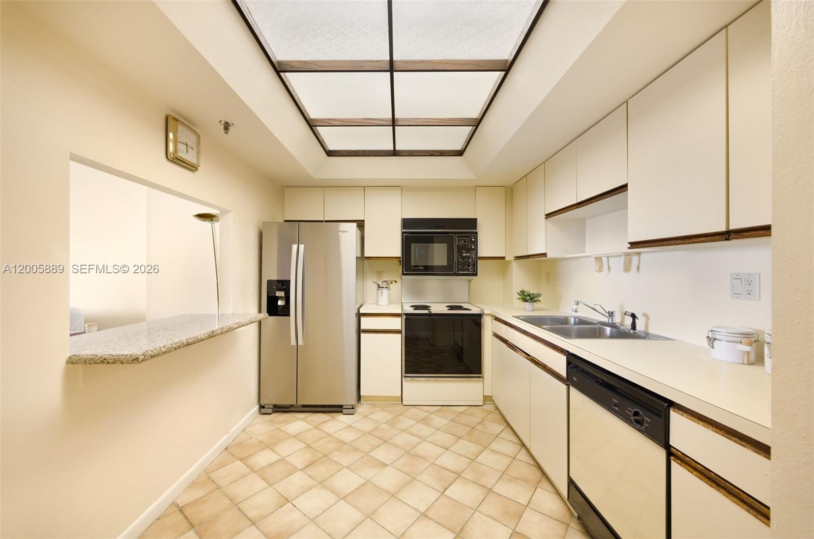 520 Brickell Key Dr #A1001 Miami, FL 33131