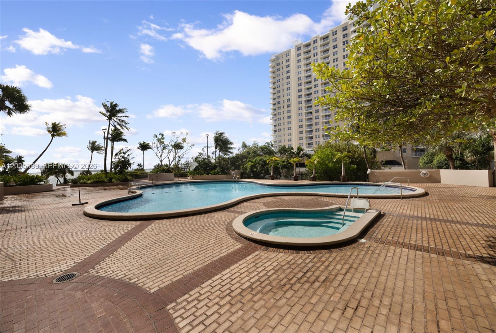 520 Brickell Key Dr #A1001 Miami, FL 33131