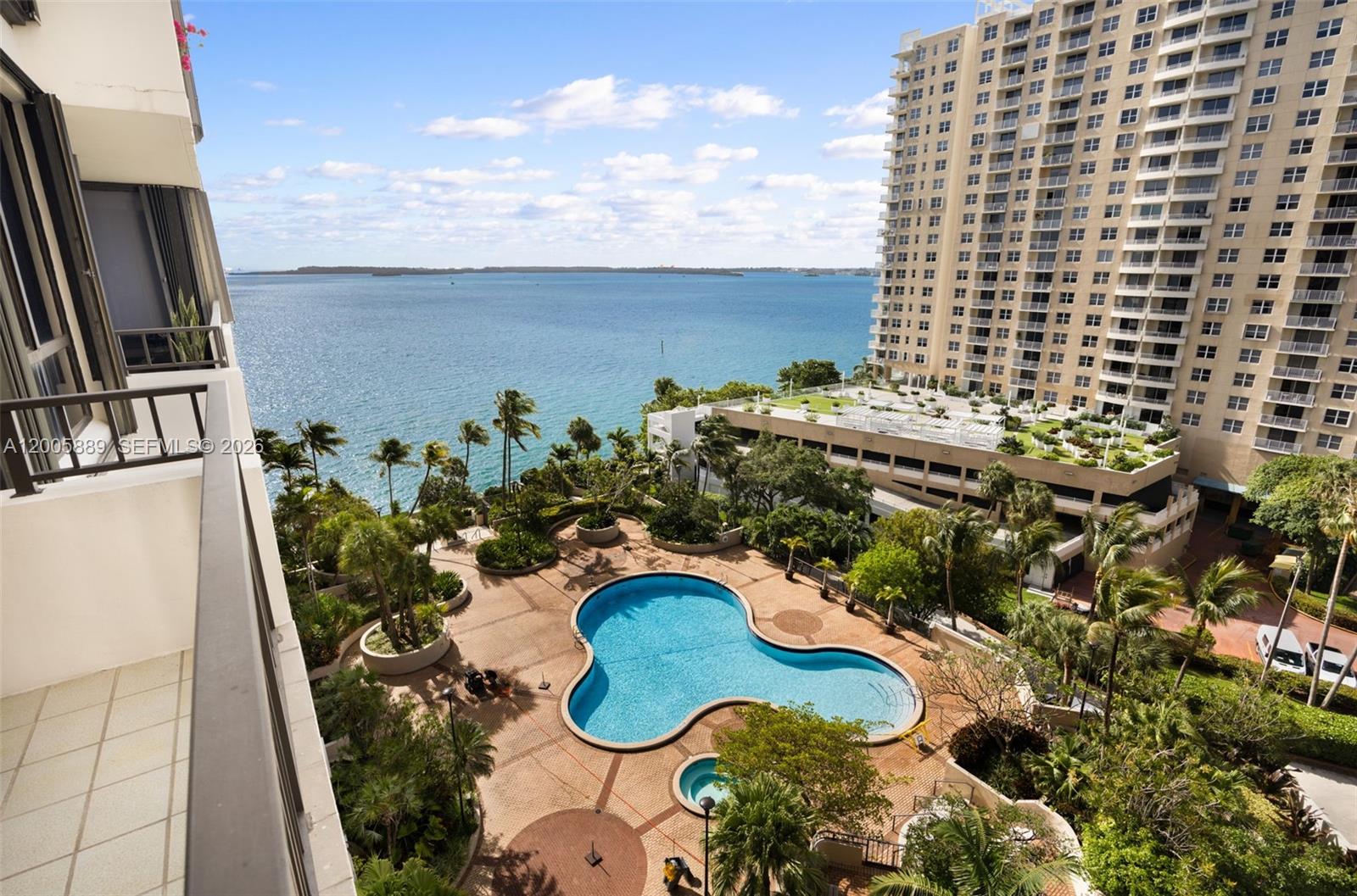 520 Brickell Key Dr #A1001 Miami, FL 33131