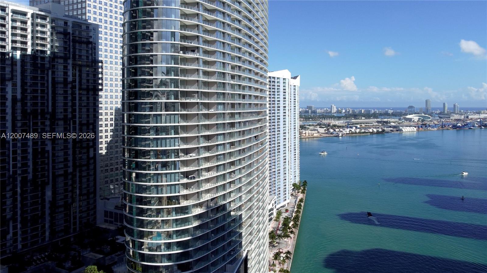 300 Biscayne Blvd Way #2802E Miami, FL 33131