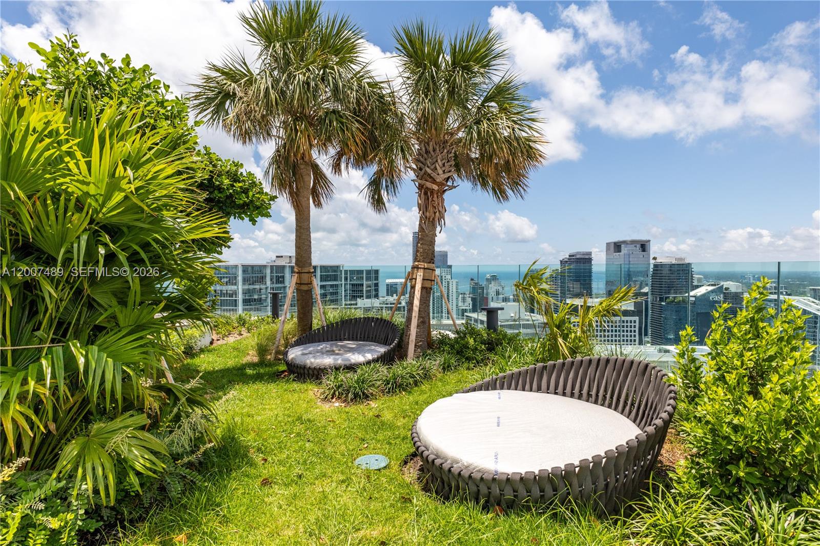300 Biscayne Blvd Way #2802E Miami, FL 33131