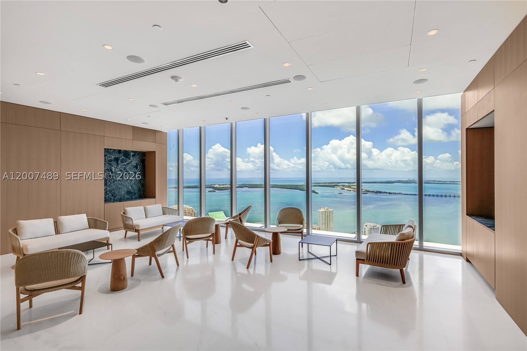 image Aston Martin Residences89