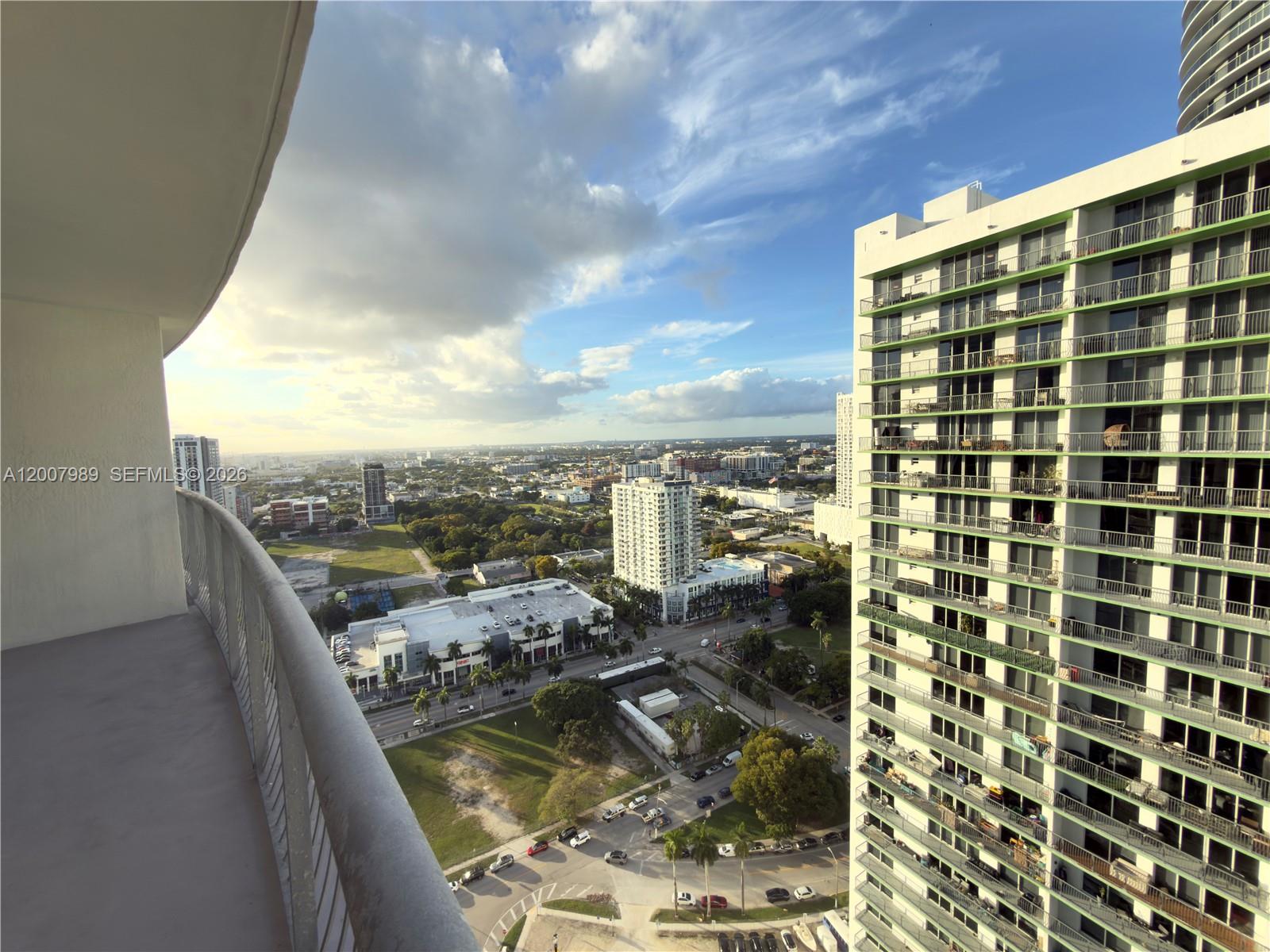 image Opera Tower0