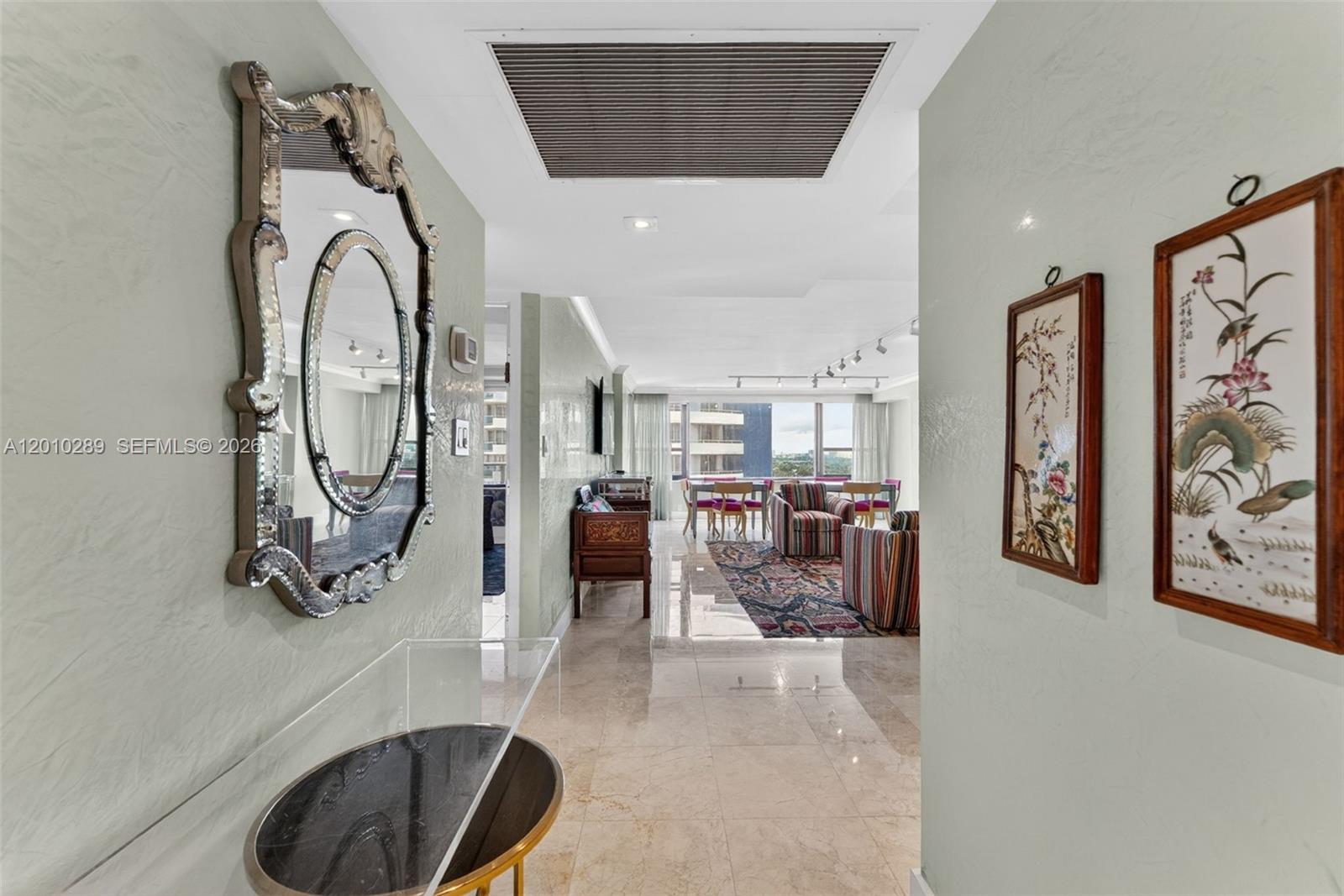 5225 Collins Ave #1519 Miami Beach, FL 33140