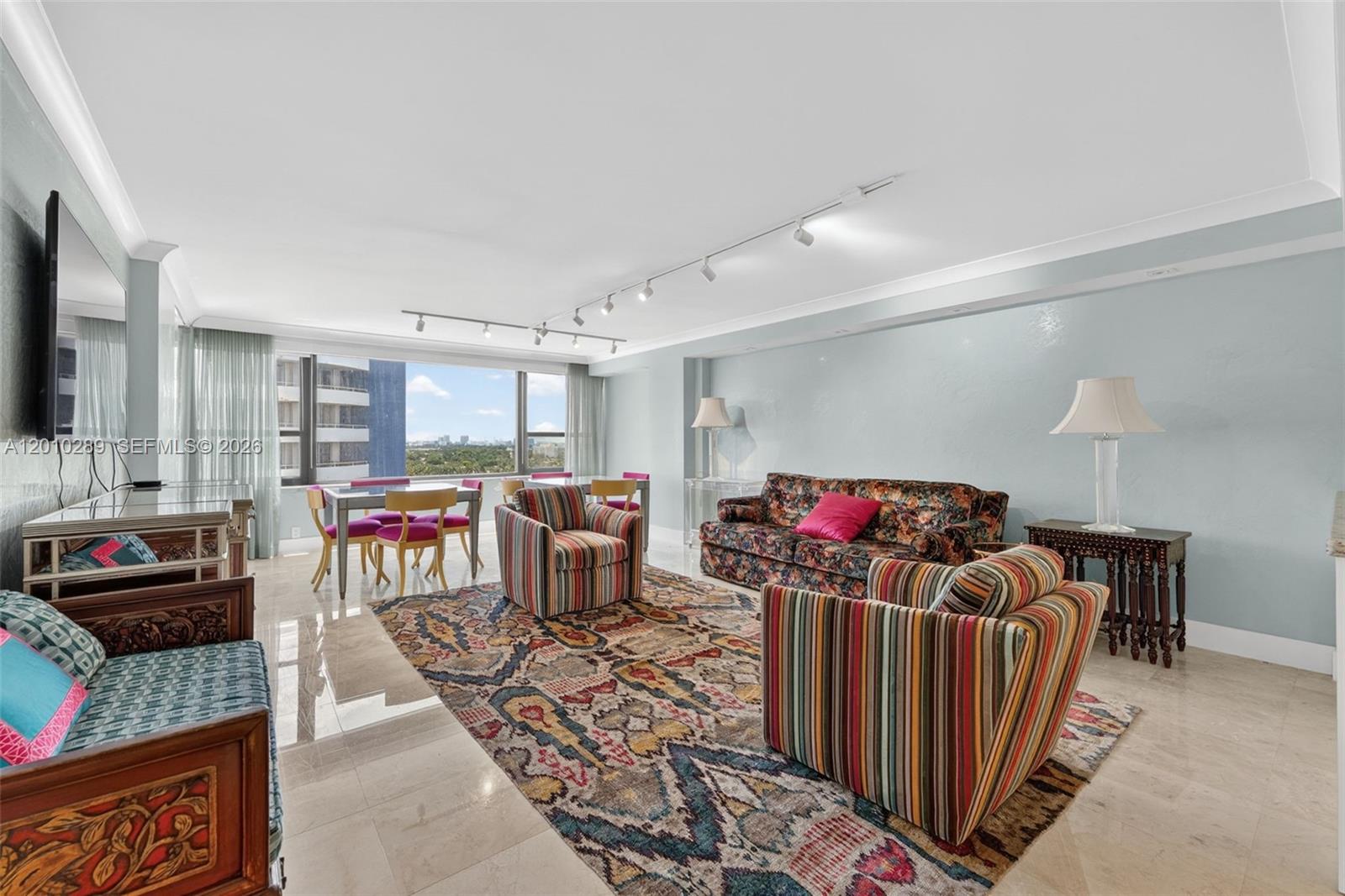 5225 Collins Ave #1519 Miami Beach, FL 33140