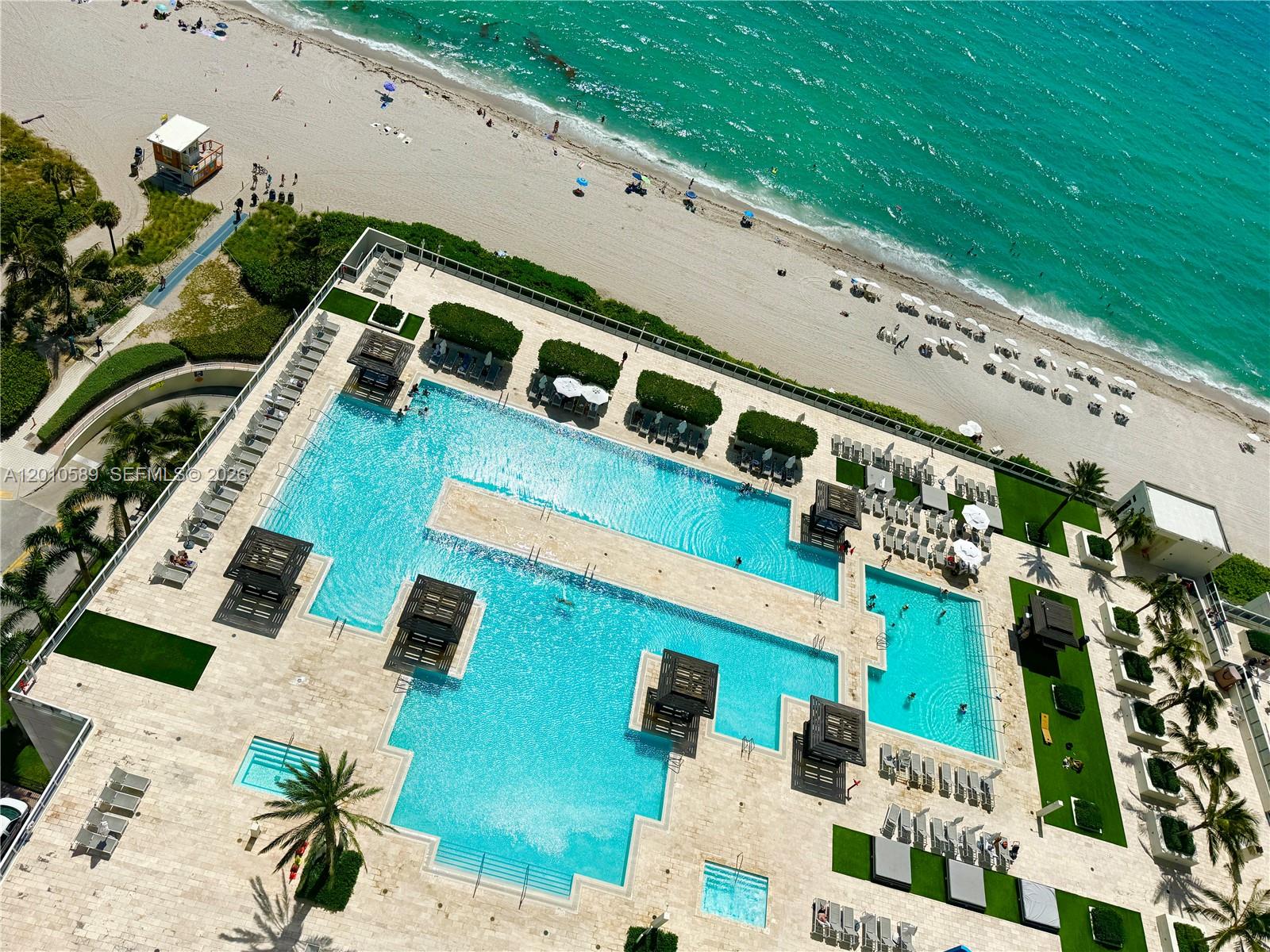 image Beach Club 316