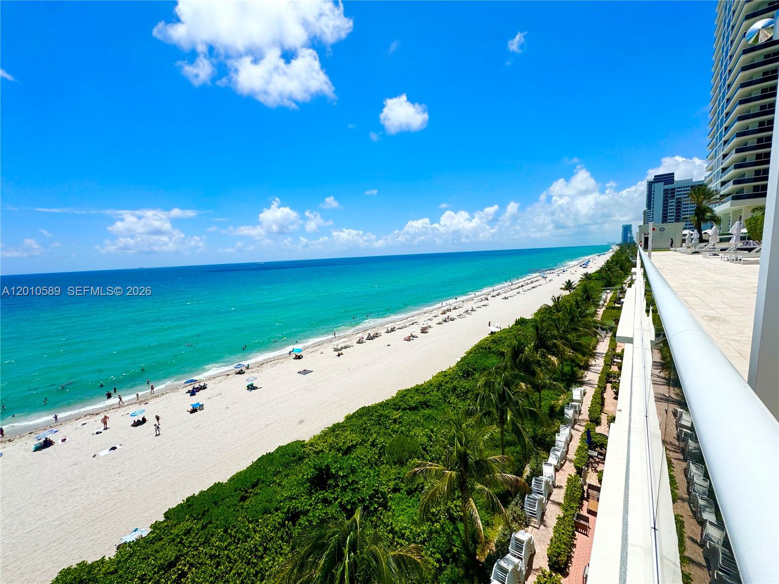 image Beach Club 343