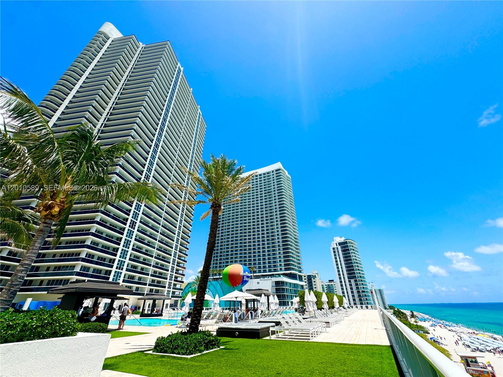 image Beach Club 348