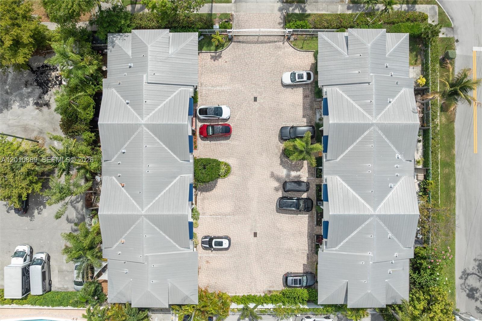 835 NE 19th Ave #2 Fort Lauderdale, FL 33304