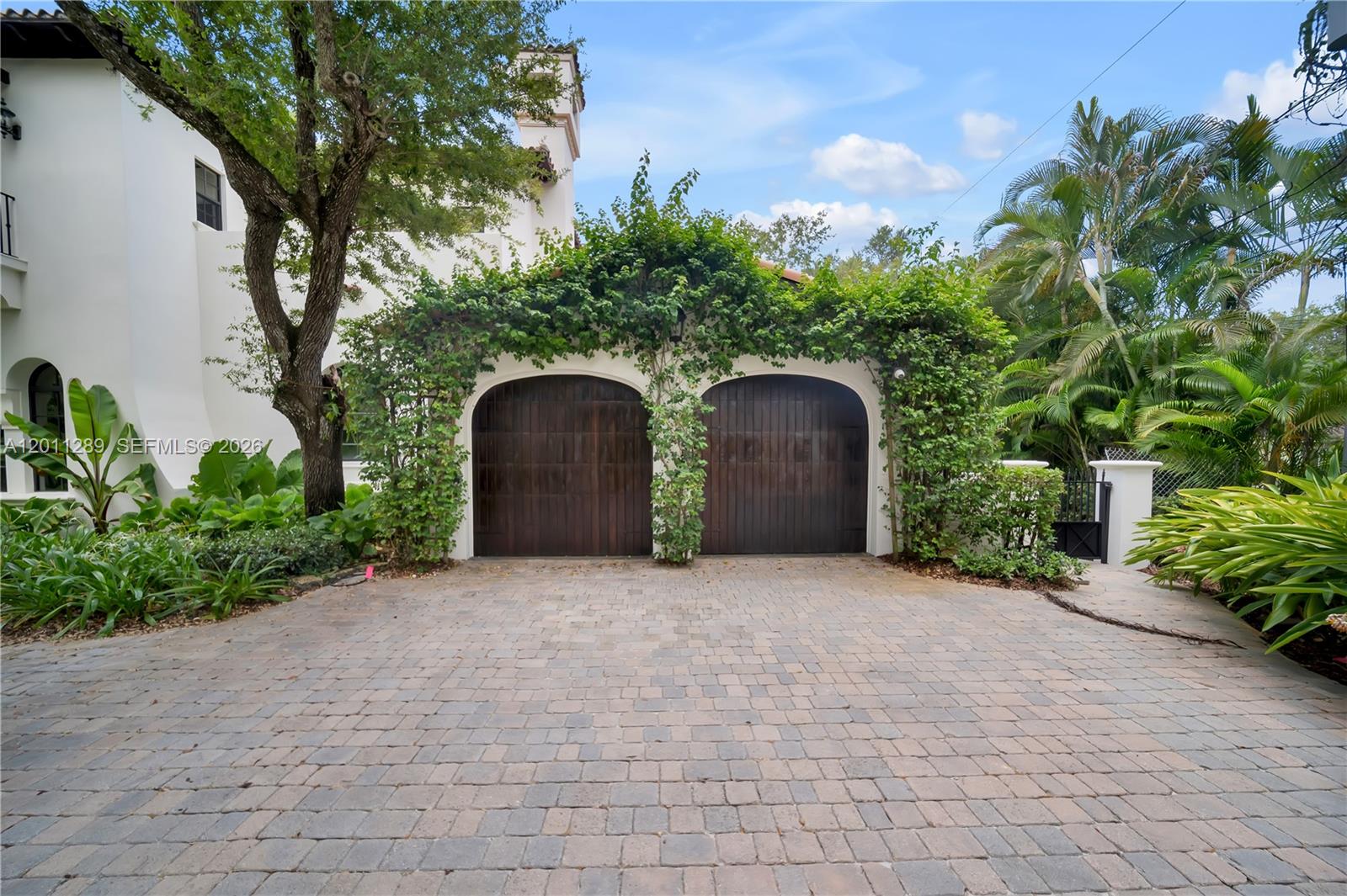 8301 SW 53rd Ave Miami, FL 33143
