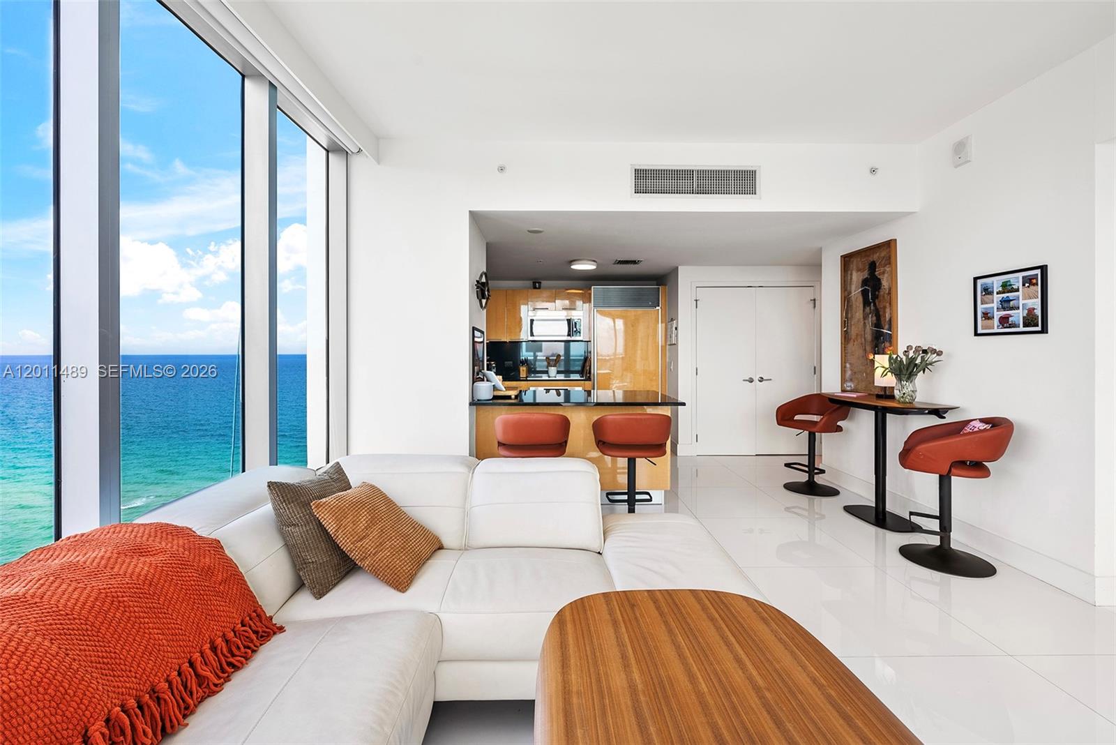 6899 Collins Ave #2004
