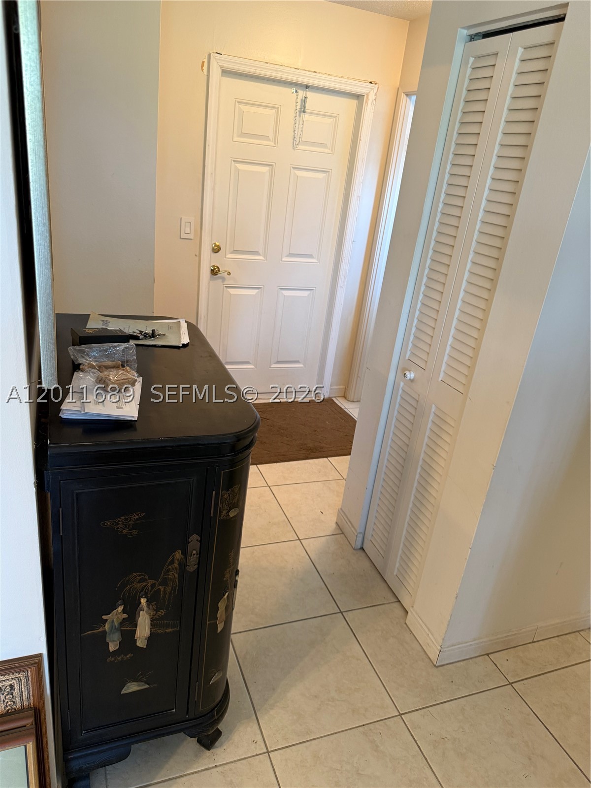 700 NE 14th Ave #409