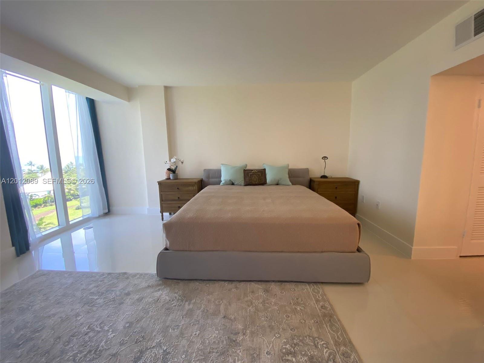 image Harbour House17