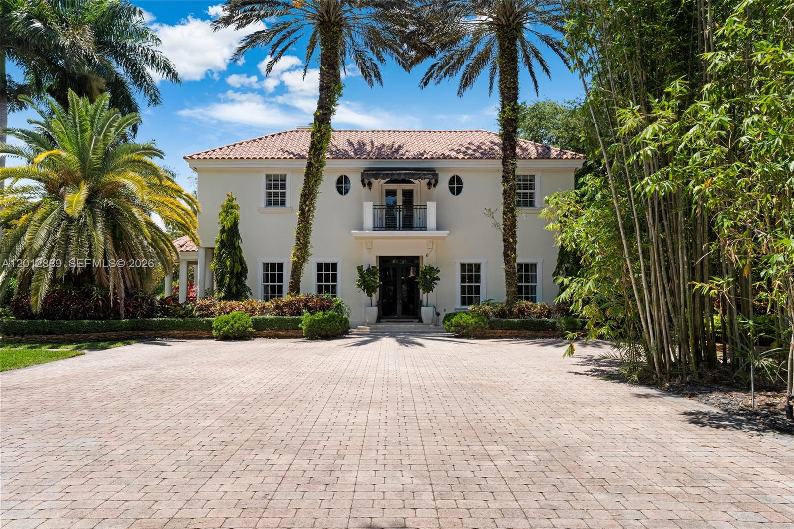 6801 SW 94th St Pinecrest, FL 33156