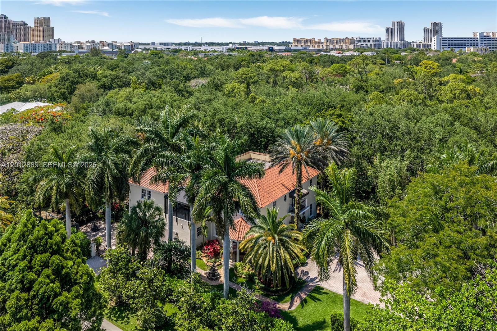 6801 SW 94th St Pinecrest, FL 33156