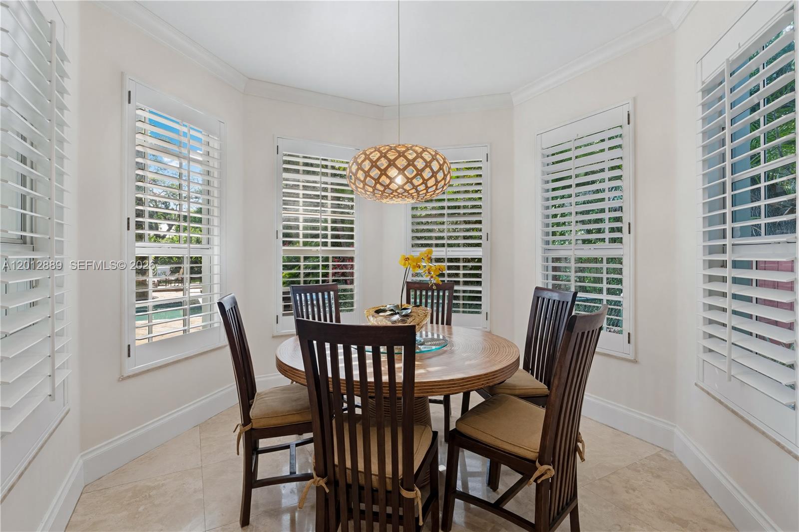 6801 SW 94th St Pinecrest, FL 33156