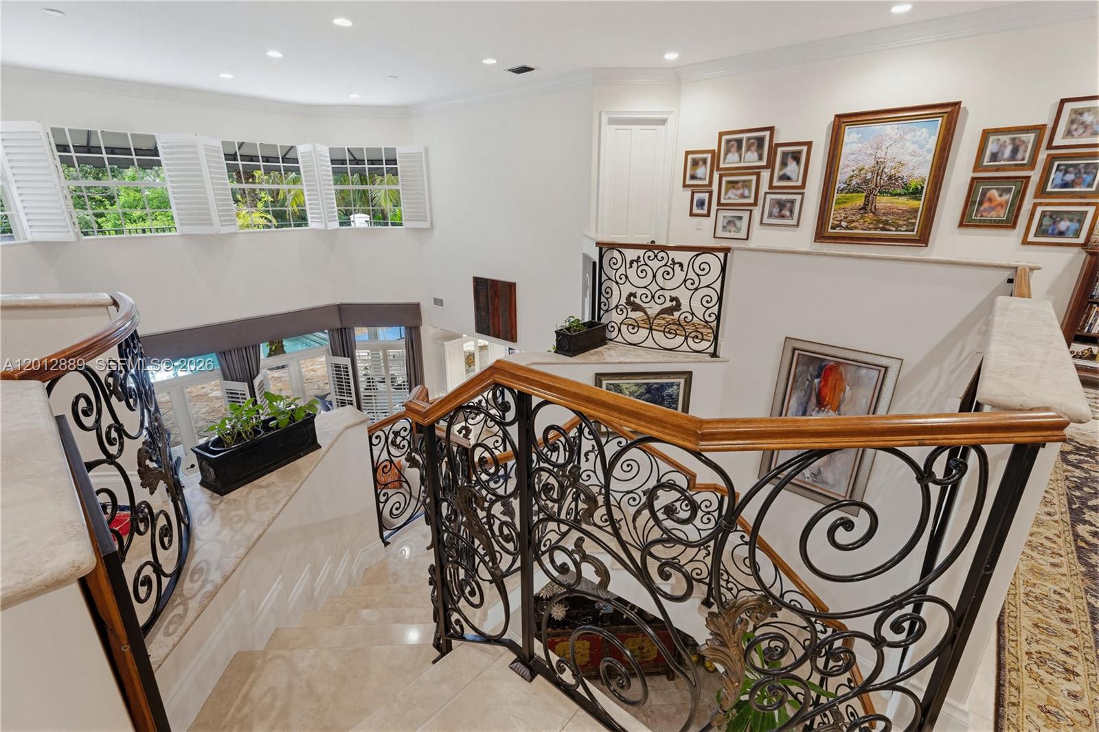 6801 SW 94th St Pinecrest, FL 33156
