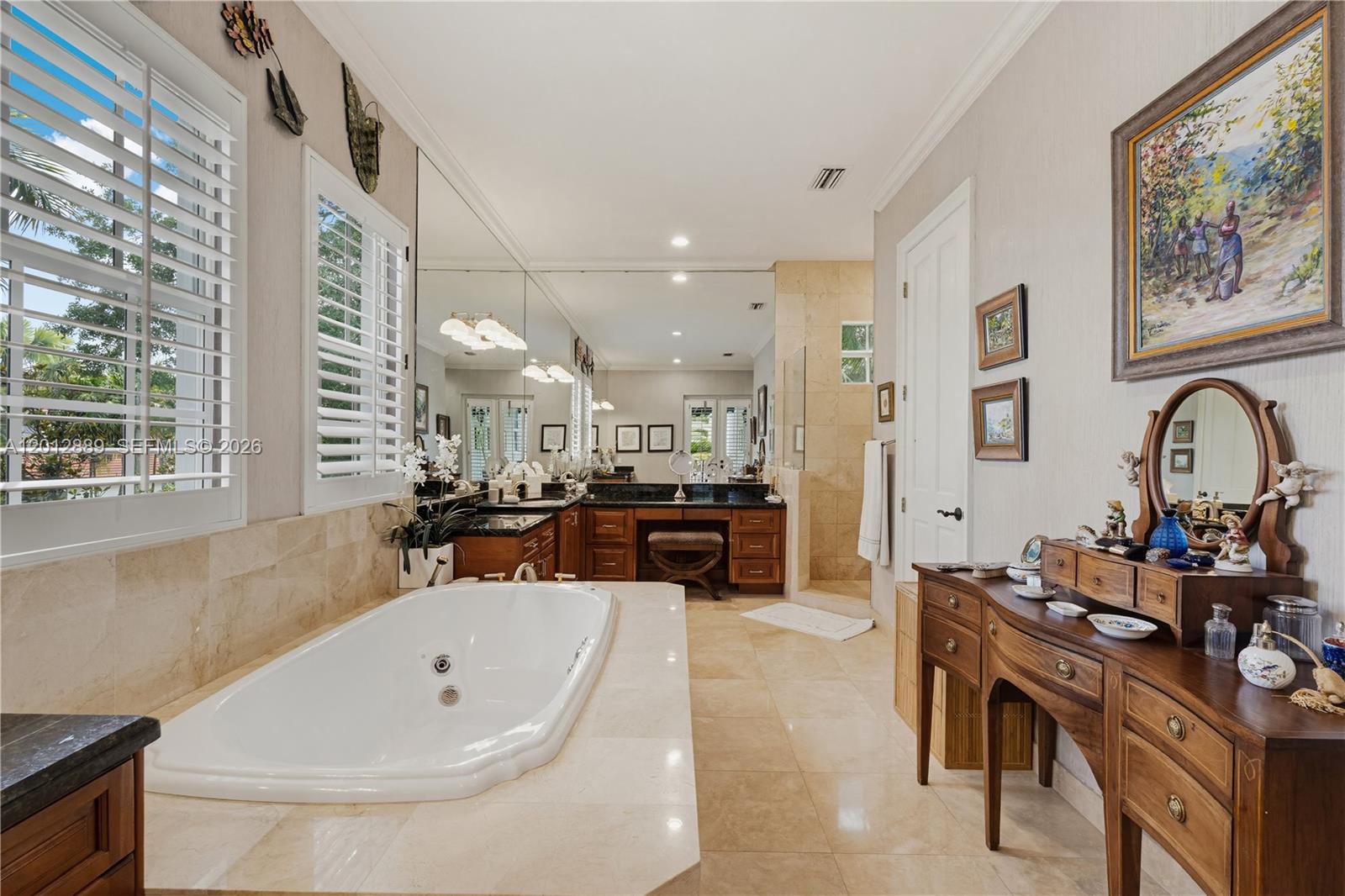 6801 SW 94th St Pinecrest, FL 33156