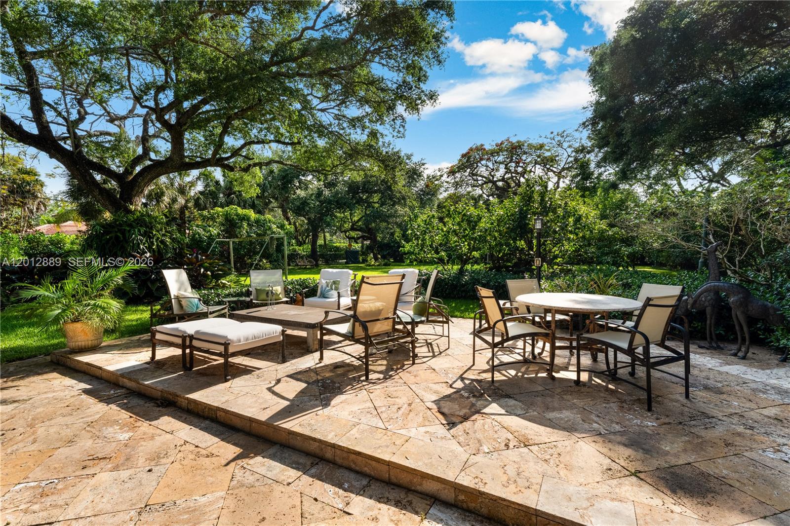 6801 SW 94th St Pinecrest, FL 33156