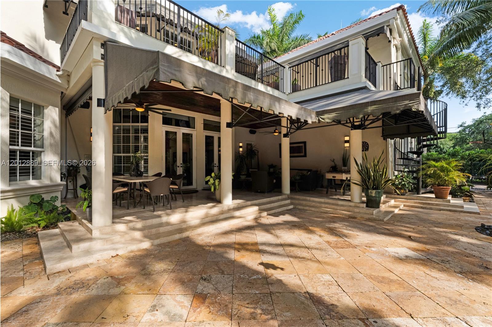 6801 SW 94th St Pinecrest, FL 33156