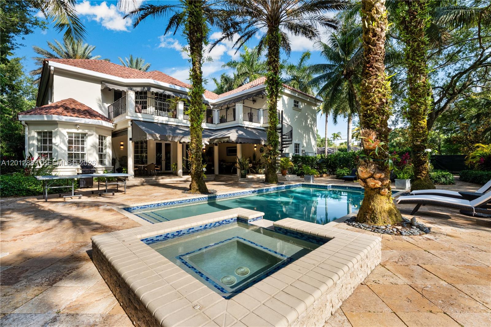 6801 SW 94th St Pinecrest, FL 33156