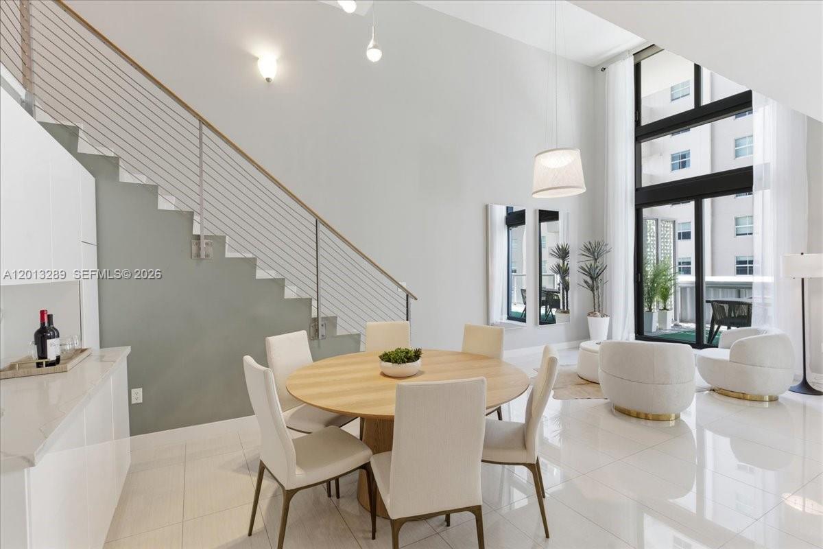 1111 SW 1st Ave #721-N Miami, FL 33130