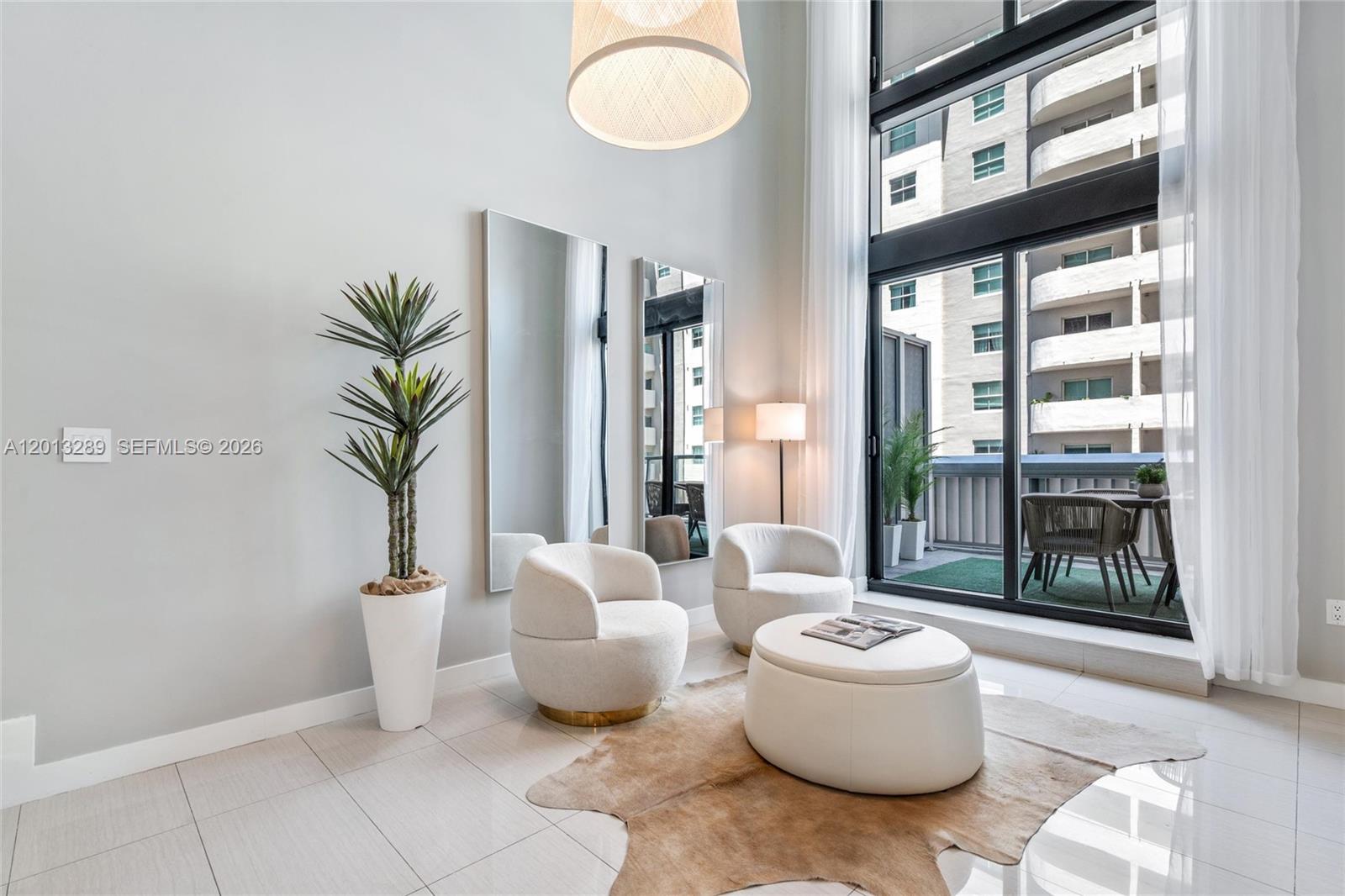 1111 SW 1st Ave #721-N Miami, FL 33130