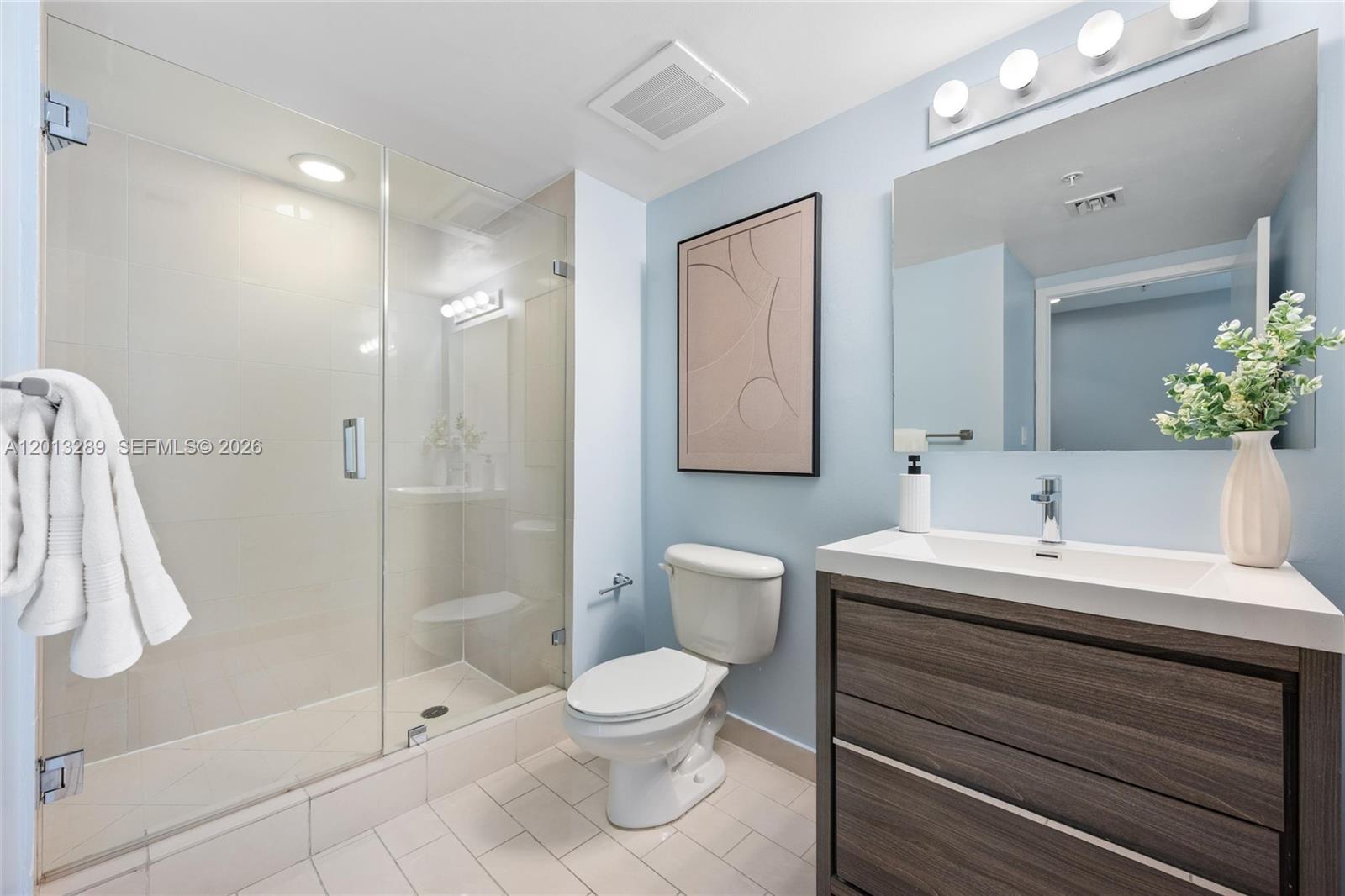 1111 SW 1st Ave #721-N Miami, FL 33130