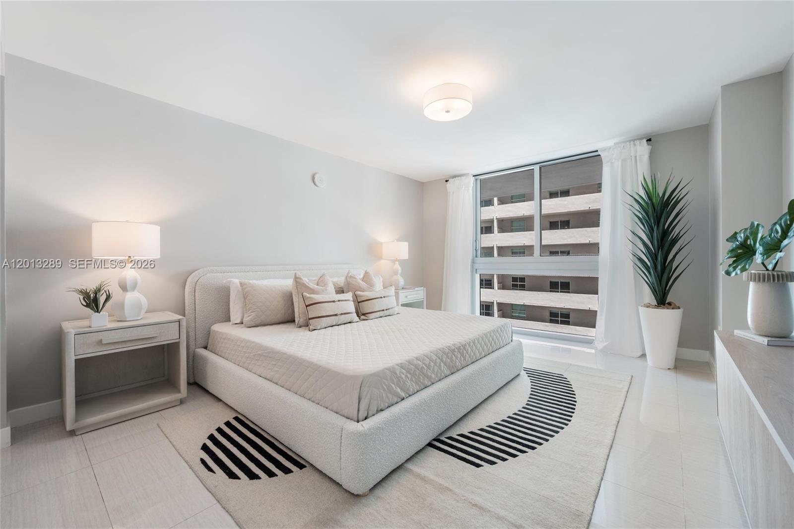 1111 SW 1st Ave #721-N Miami, FL 33130