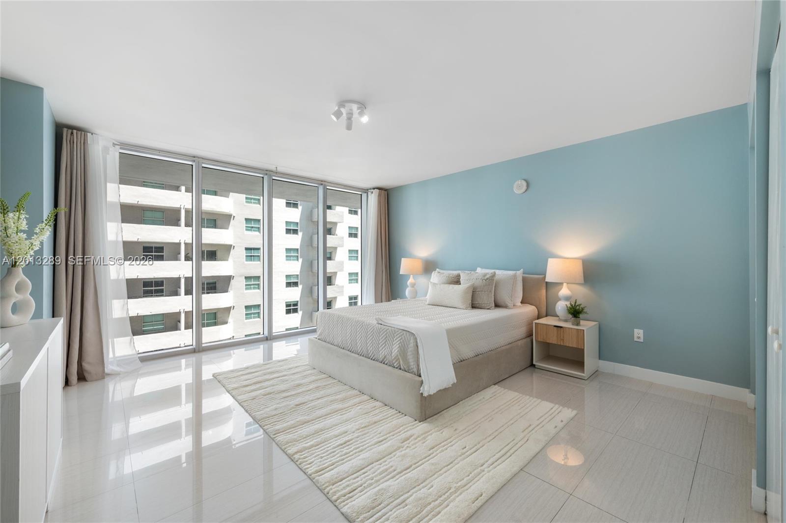 1111 SW 1st Ave #721-N Miami, FL 33130