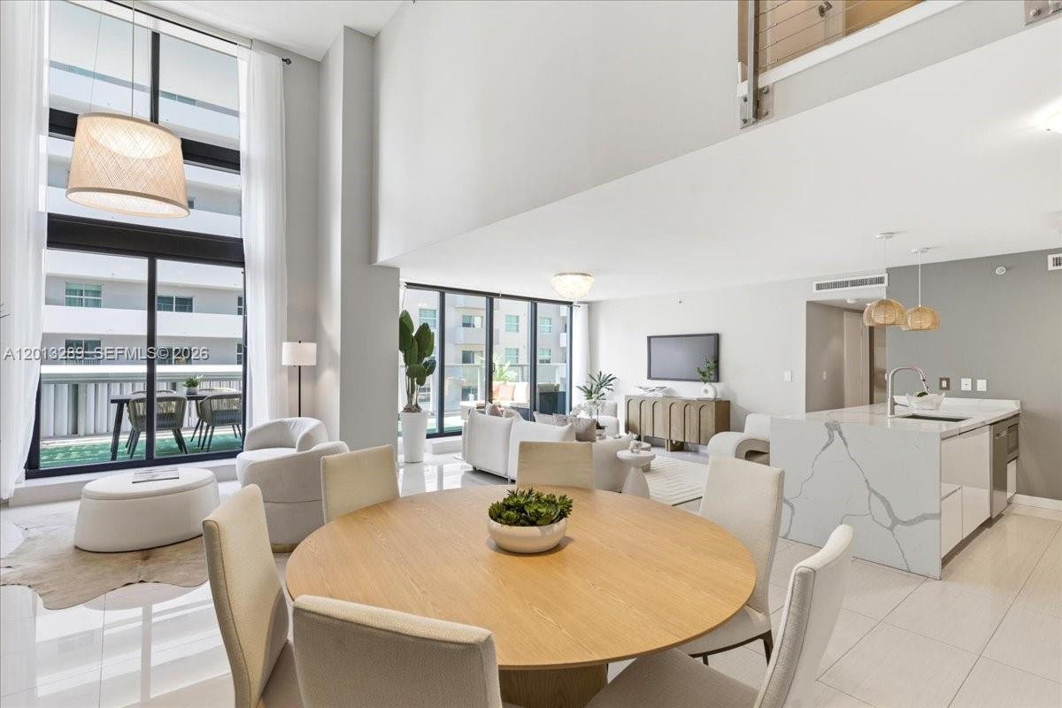 1111 SW 1st Ave #721-N Miami, FL 33130