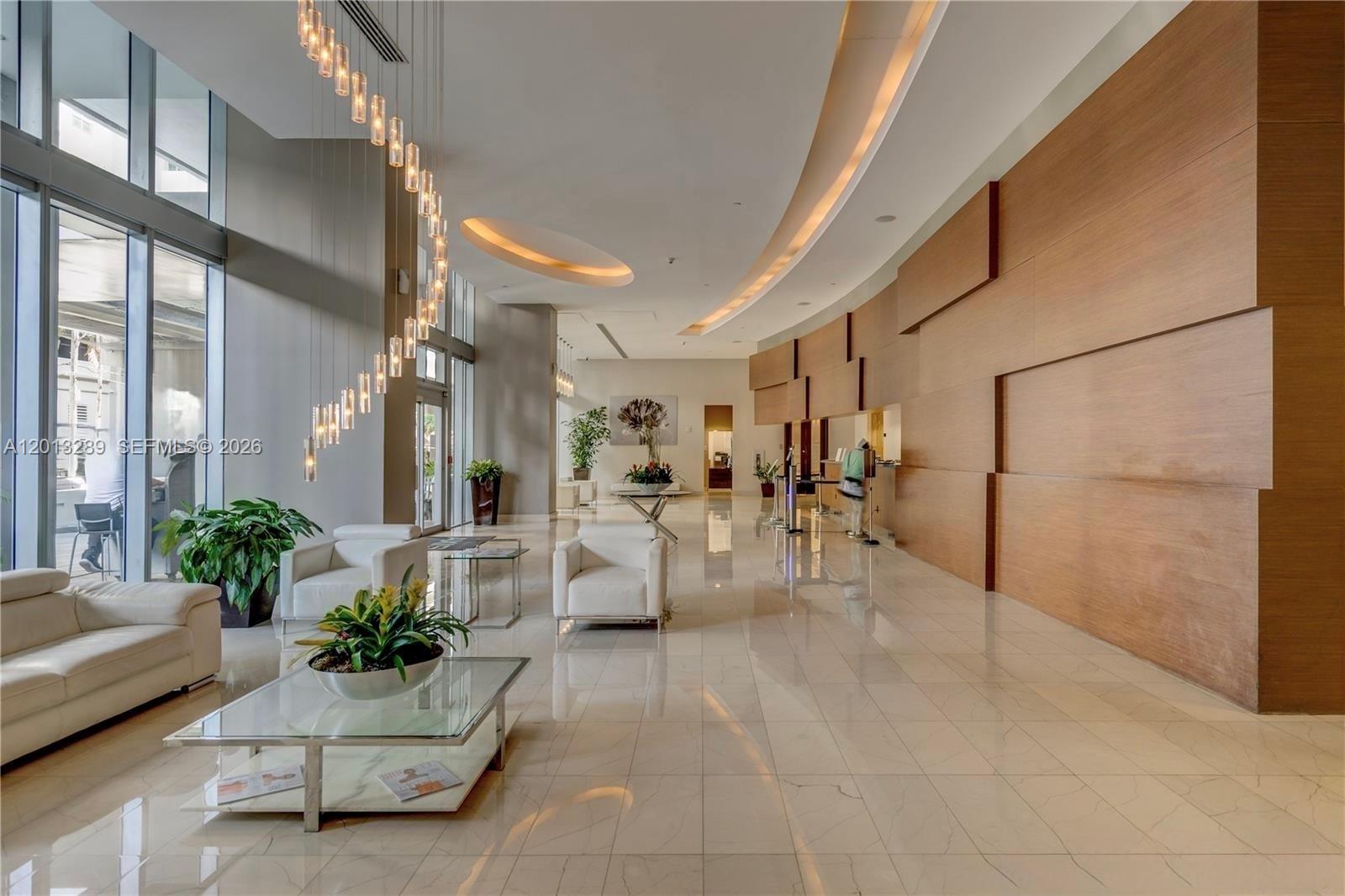 1111 SW 1st Ave #721-N Miami, FL 33130