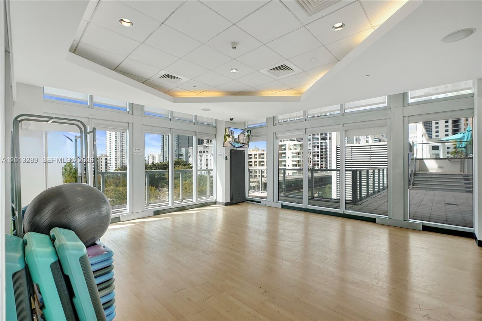 1111 SW 1st Ave #721-N Miami, FL 33130