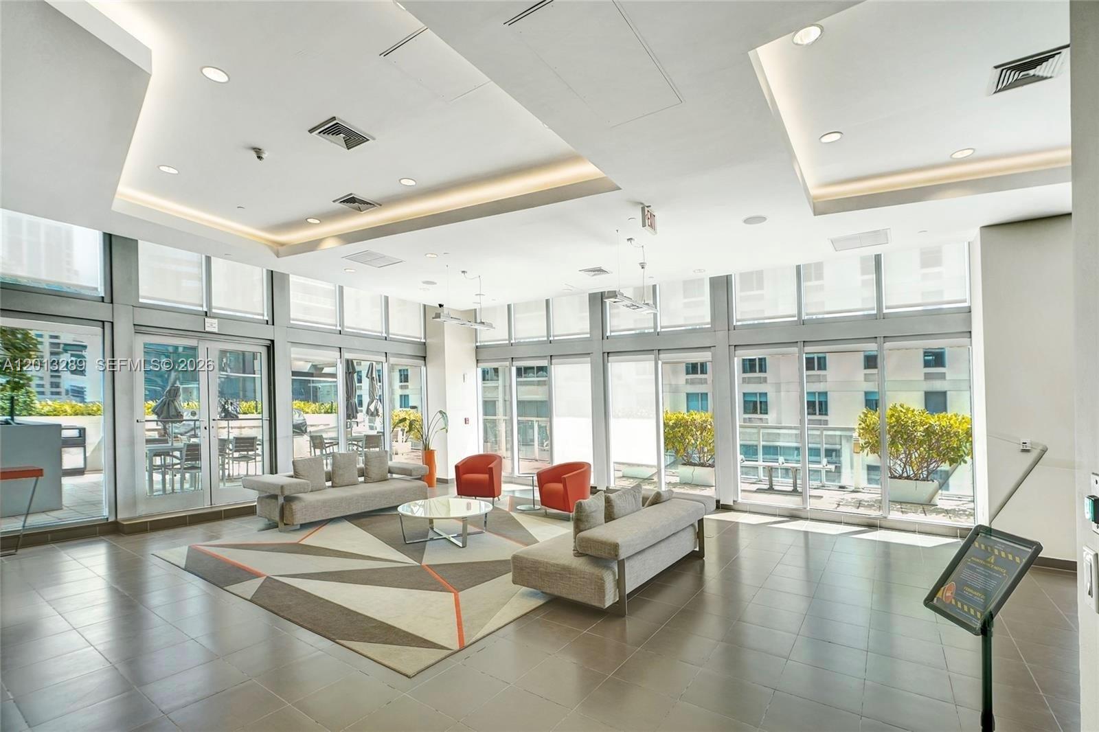 1111 SW 1st Ave #721-N Miami, FL 33130