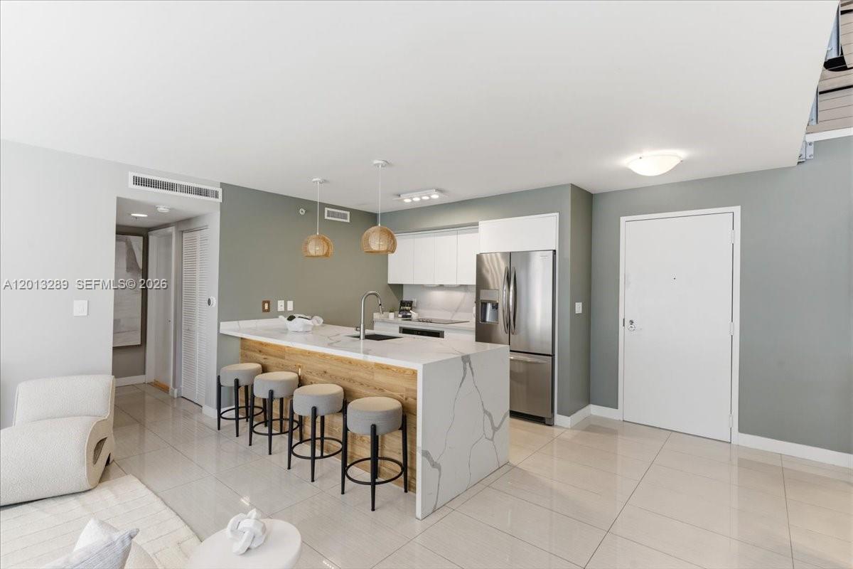 1111 SW 1st Ave #721-N Miami, FL 33130