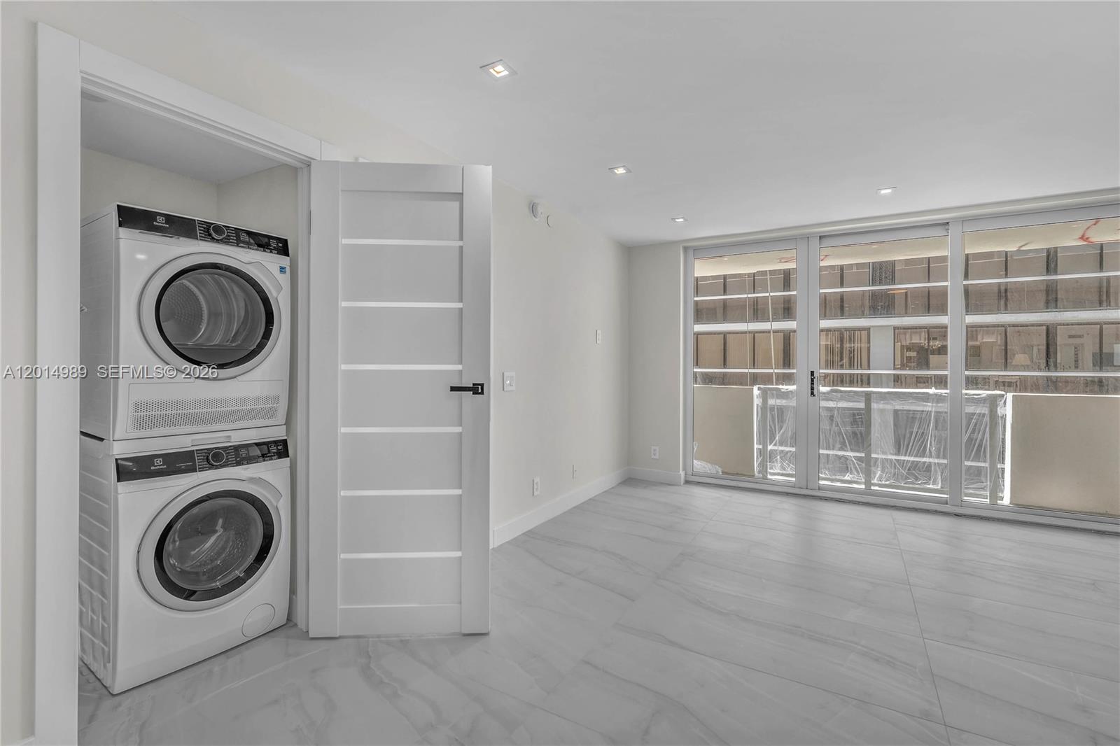 9499 Collins Ave #1009 Surfside, FL 33154