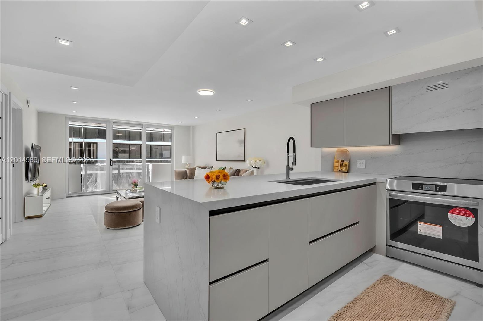 9499 Collins Ave #1009 Surfside, FL 33154