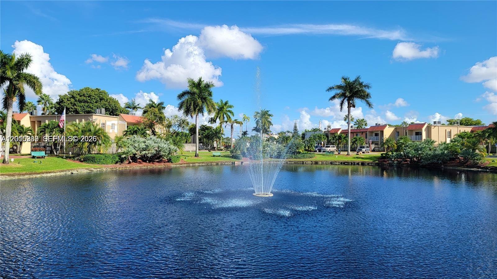 5201 NW Geneva Way #103 Doral, FL 33166