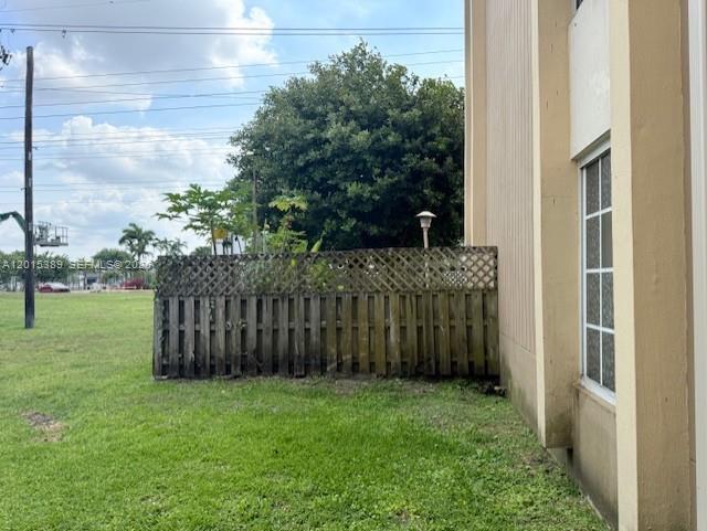 5201 NW Geneva Way #103 Doral, FL 33166