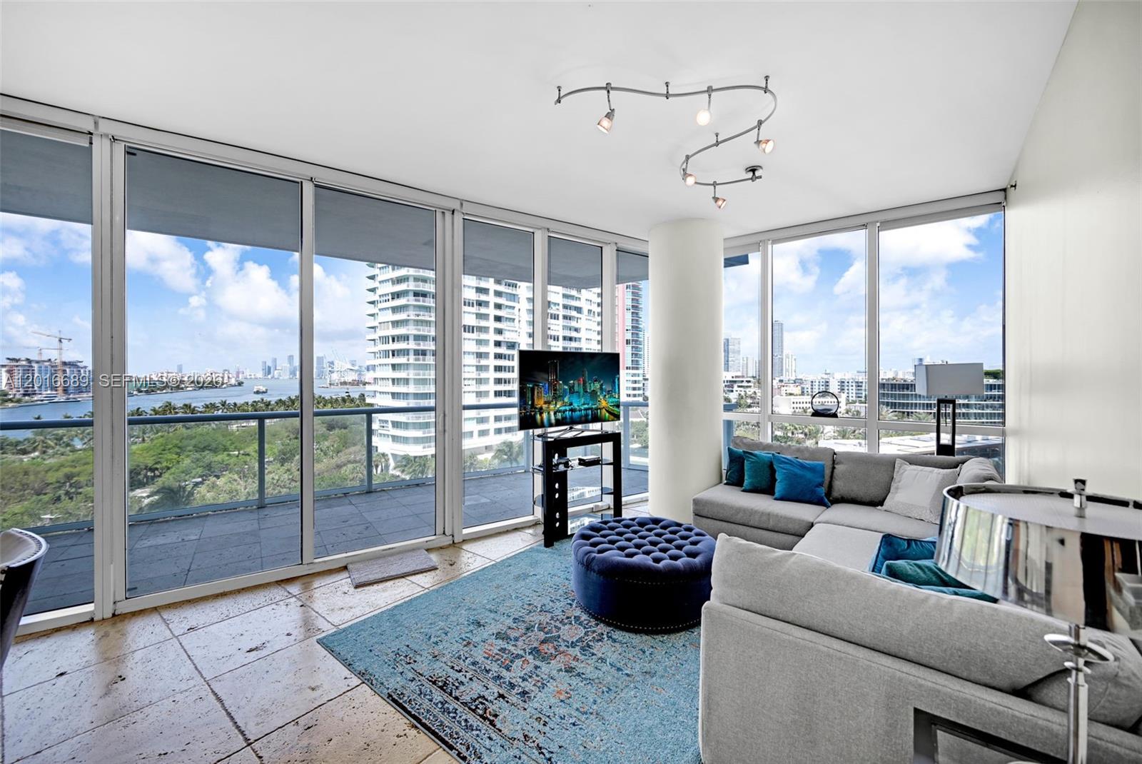 100 S Pointe Dr #801 Miami Beach, FL 33139