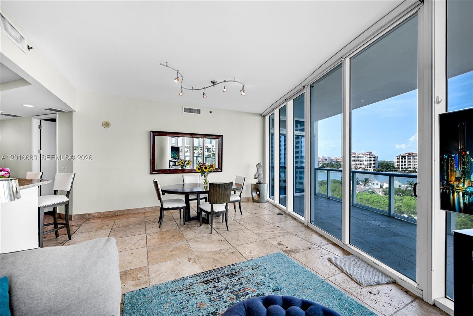 100 S Pointe Dr #801 Miami Beach, FL 33139