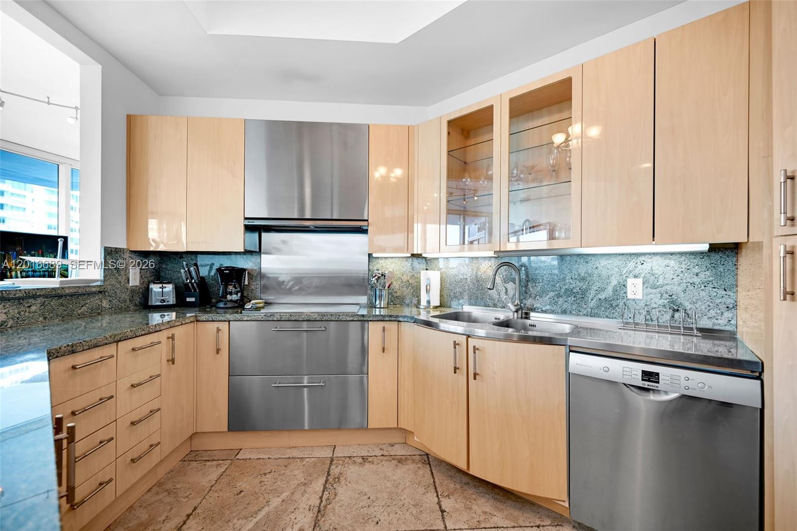 100 S Pointe Dr #801 Miami Beach, FL 33139