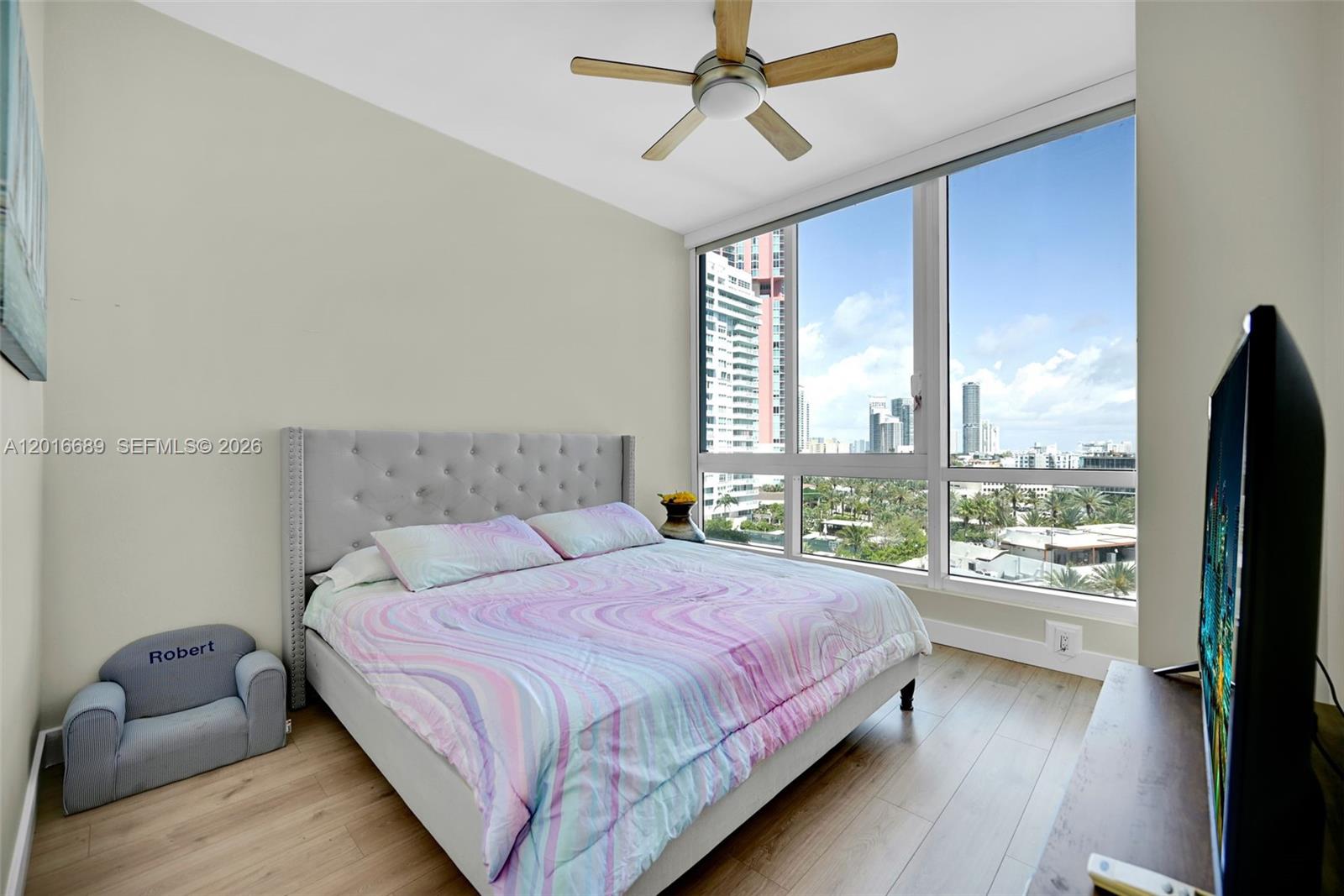 100 S Pointe Dr #801 Miami Beach, FL 33139