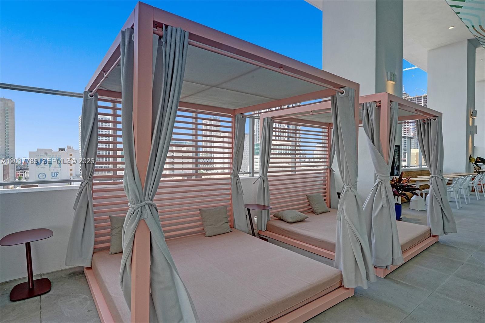 image Yotelpad Miami15