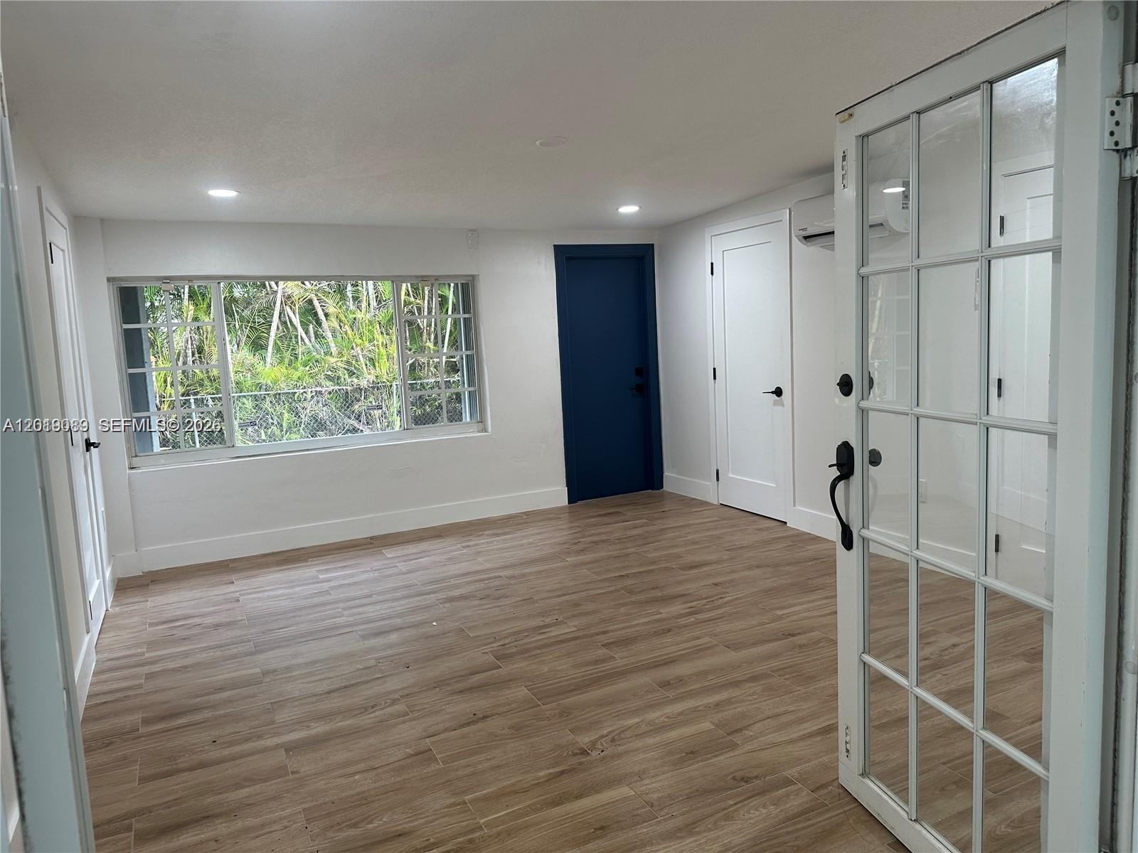 517 Navarre #517 Coral Gables, FL 33134