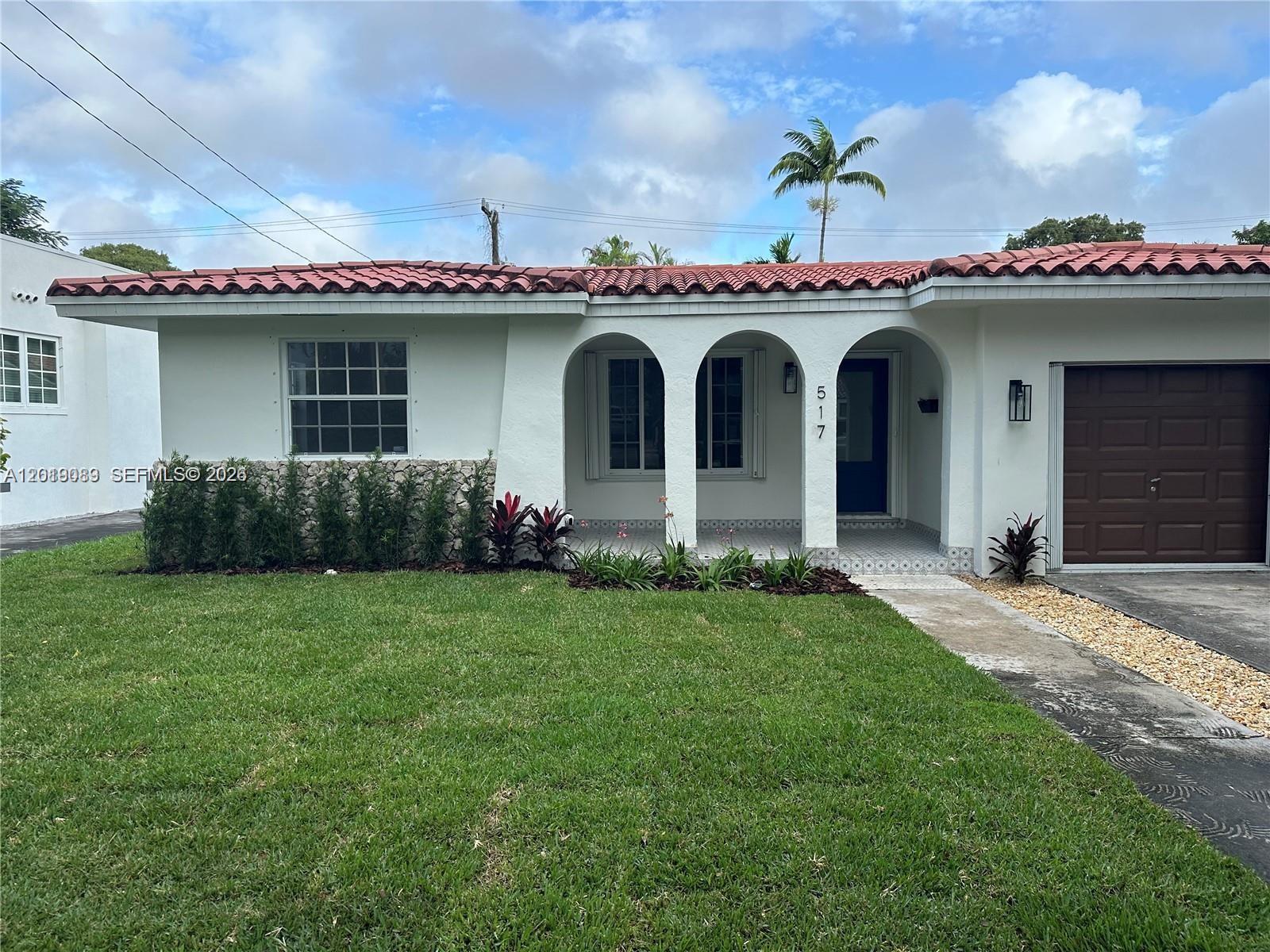 517 Navarre #517 Coral Gables, FL 33134