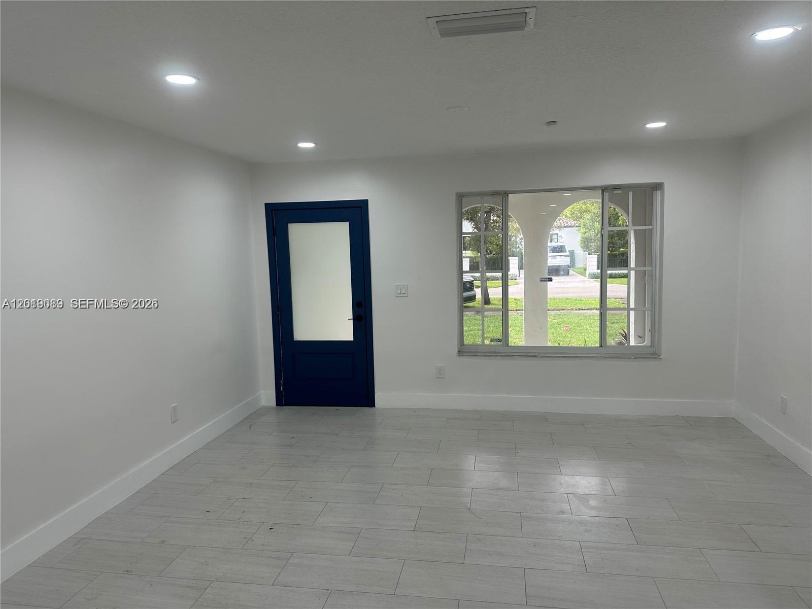 517 Navarre #517 Coral Gables, FL 33134