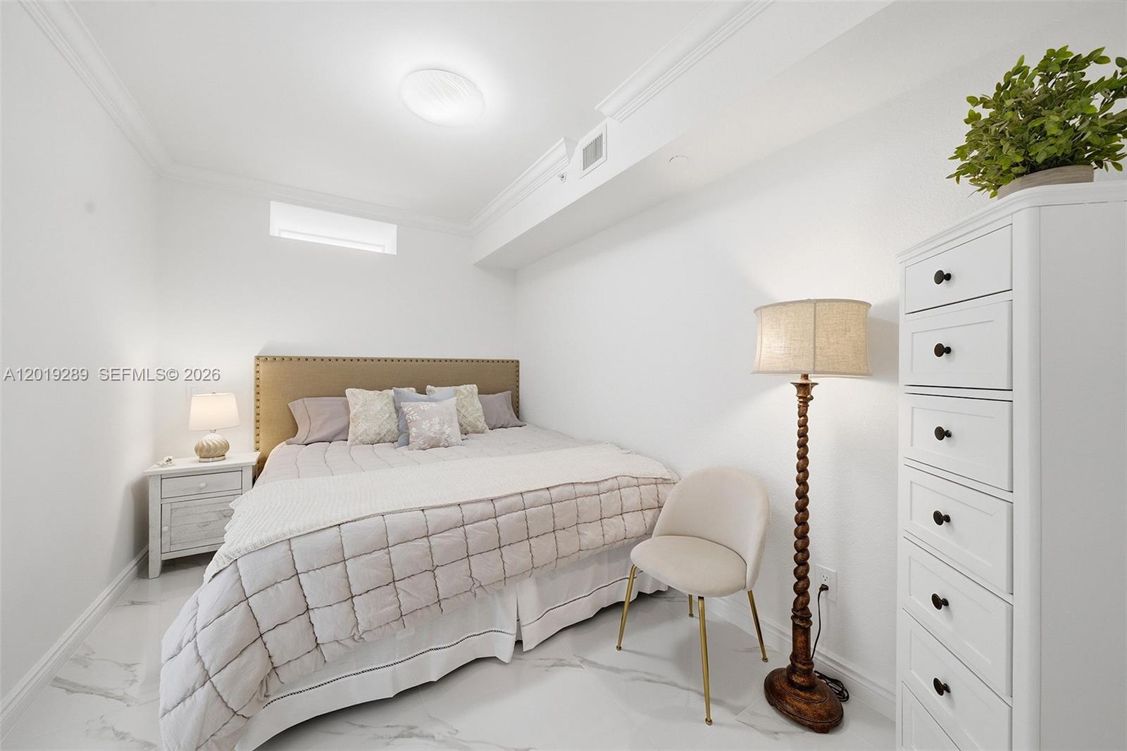 4779 Collins Ave #1206 Miami Beach, FL 33140