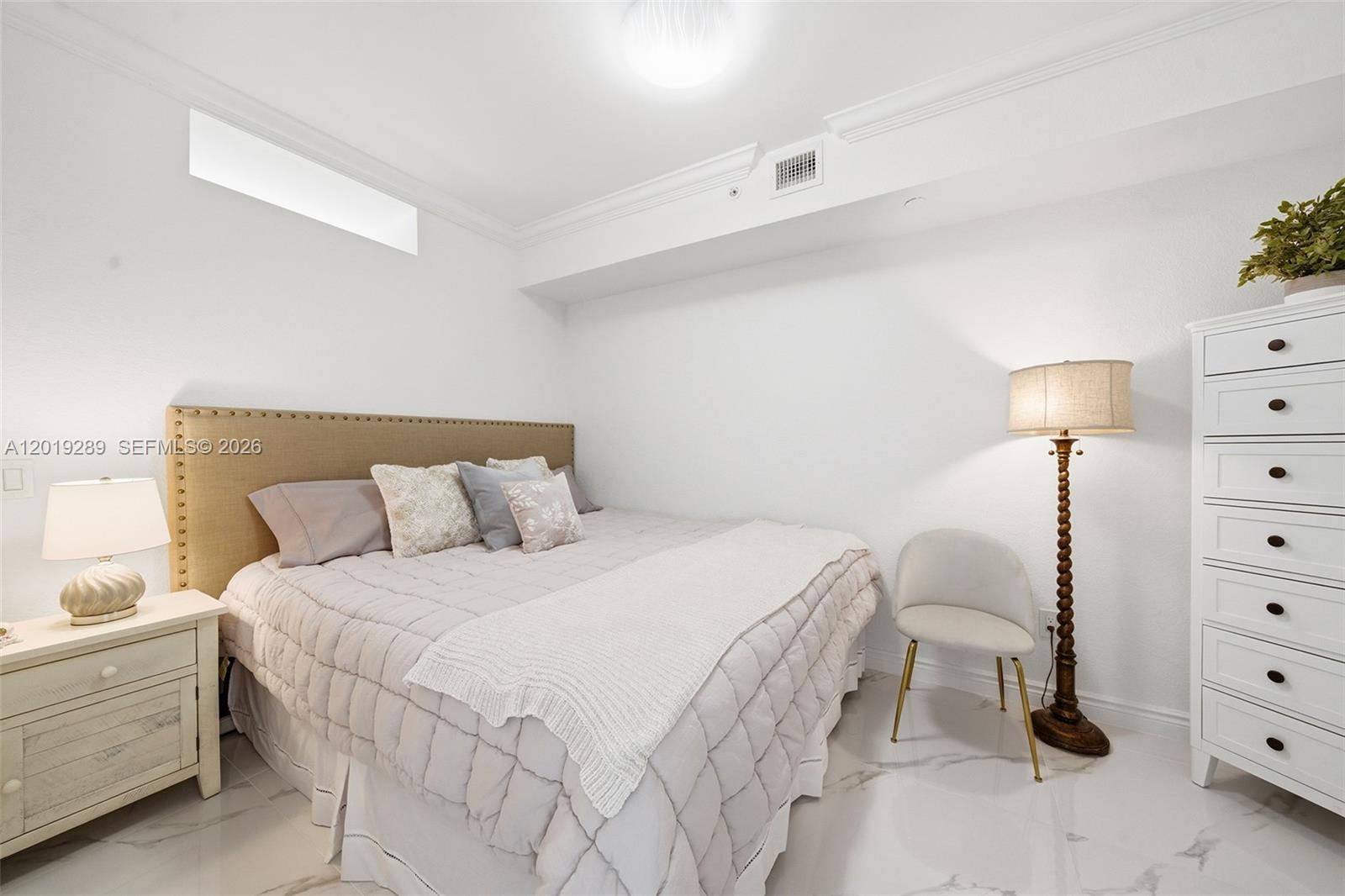 4779 Collins Ave #1206 Miami Beach, FL 33140