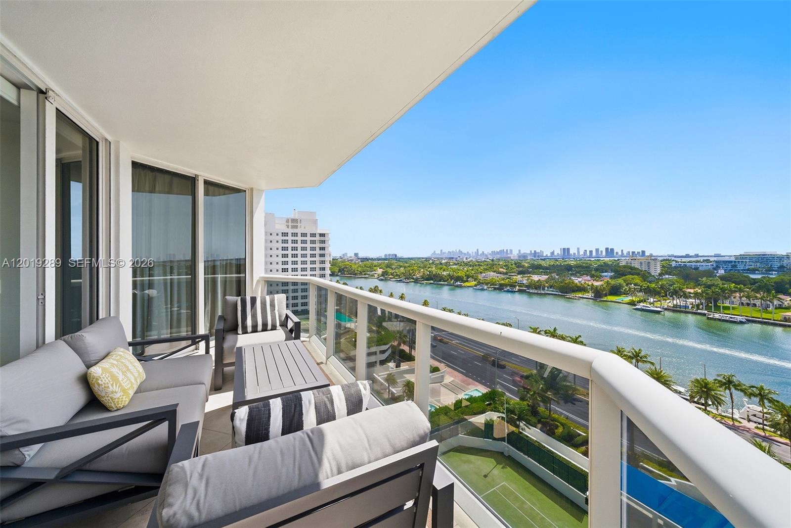4779 Collins Ave #1206 Miami Beach, FL 33140